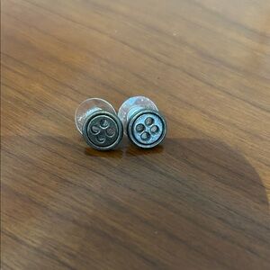 Vintage Brass/brown Button Stud Earrings - Round Button Design